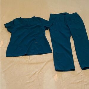 Infinity teal scrubs style -
1123ap